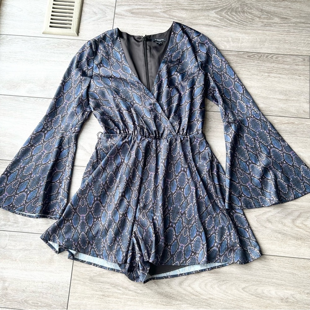 Guess by Marciano Python print romper - Picture 7 of 16